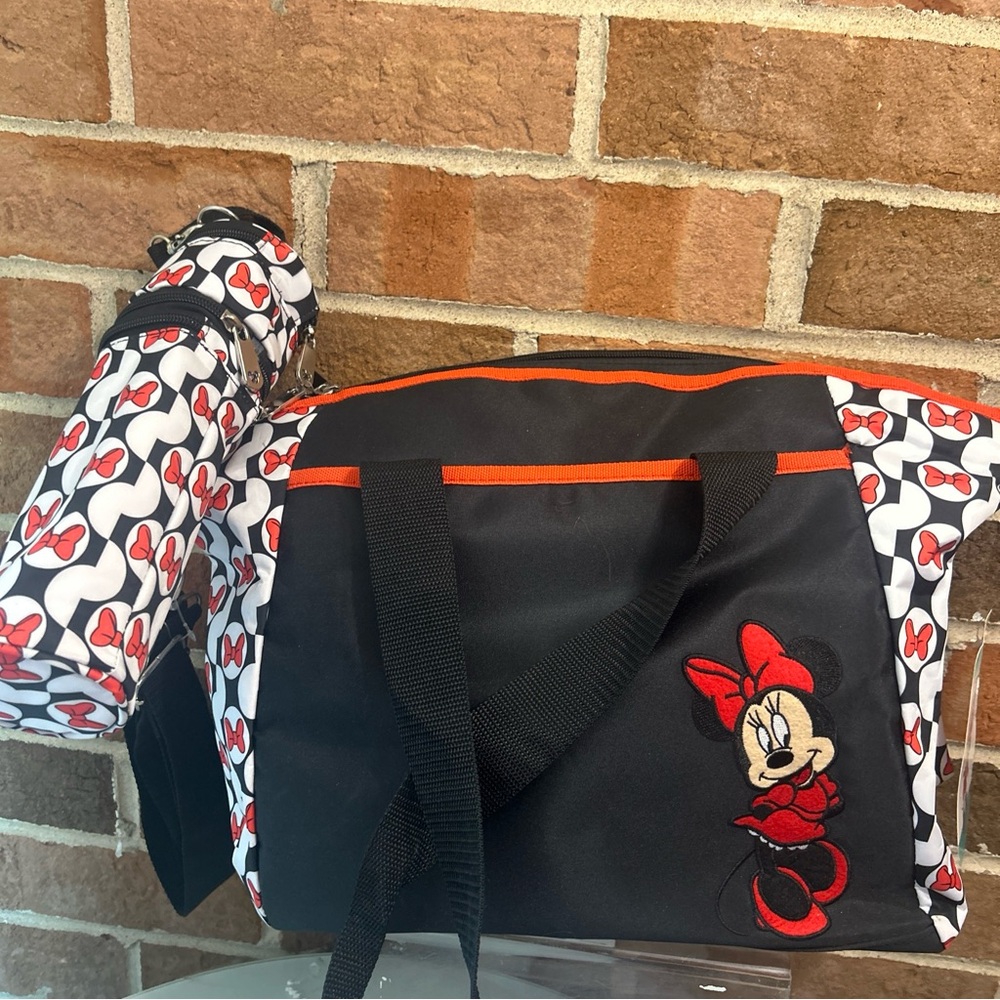 Disney Baby Minnie Mouse Large Diaper Bag Set with Bottle Holder & Changing Pad